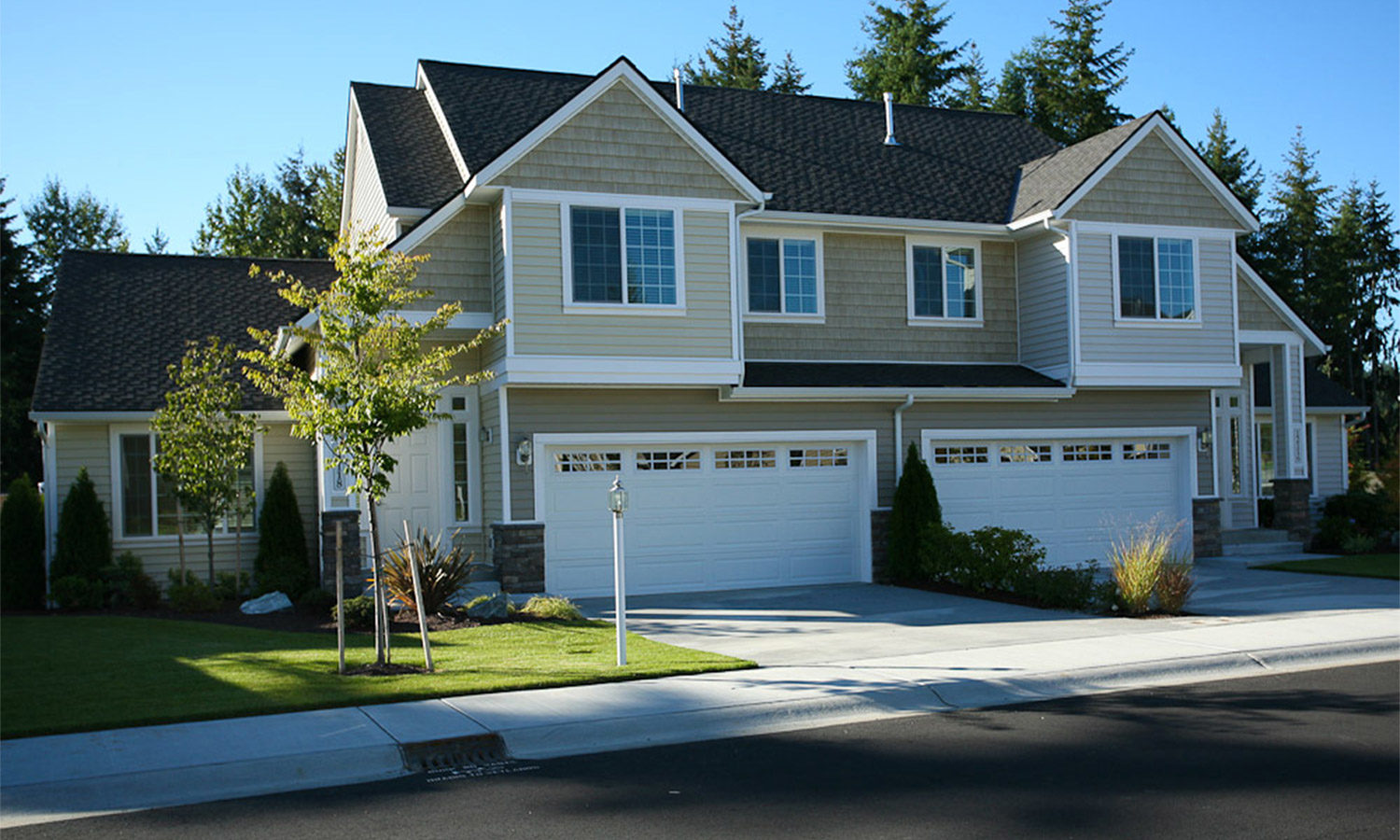 51Unit Park Luxury Townhomes Sells for 17M Kidder Mathews