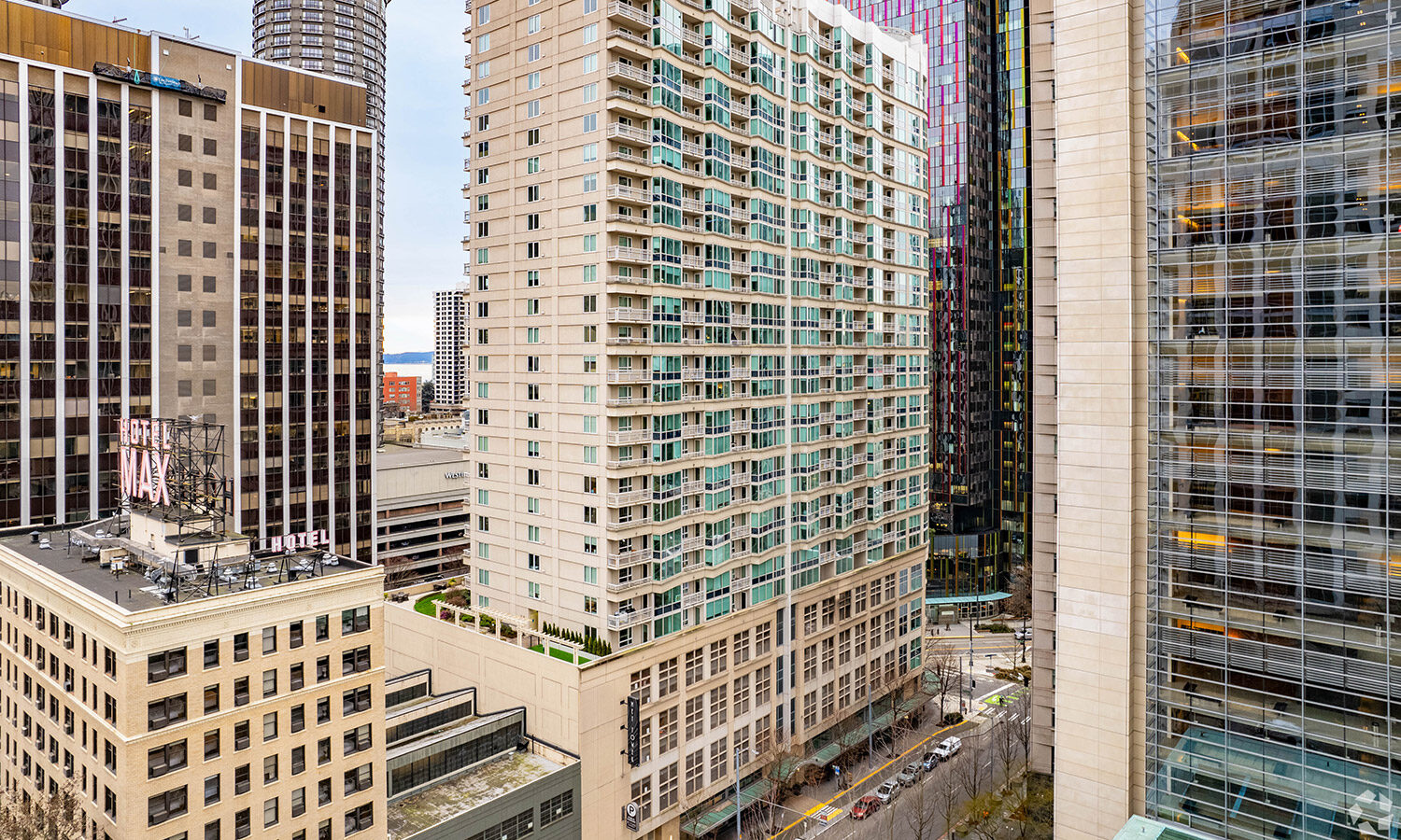Seattle Apartment Refi Shows Capital Still Flows 'For the Right Deals ... - Top-Rated Apartment Renovation Agents In Seattle
